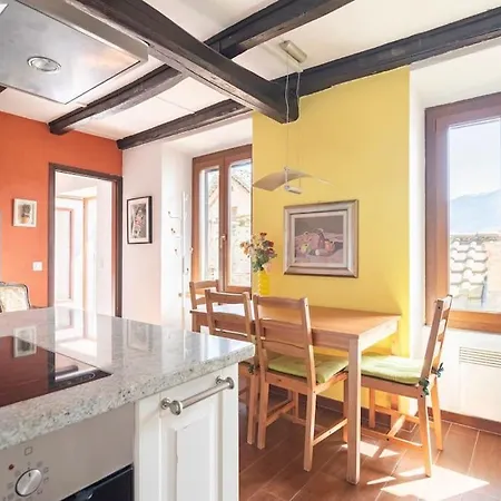 Relax And Enjoy The Breathtaking Views Brissago